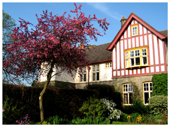 Lam Rim Buddhist Centre in the Sun