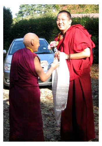 Rinpoche Arriving from India meeting Geshela
